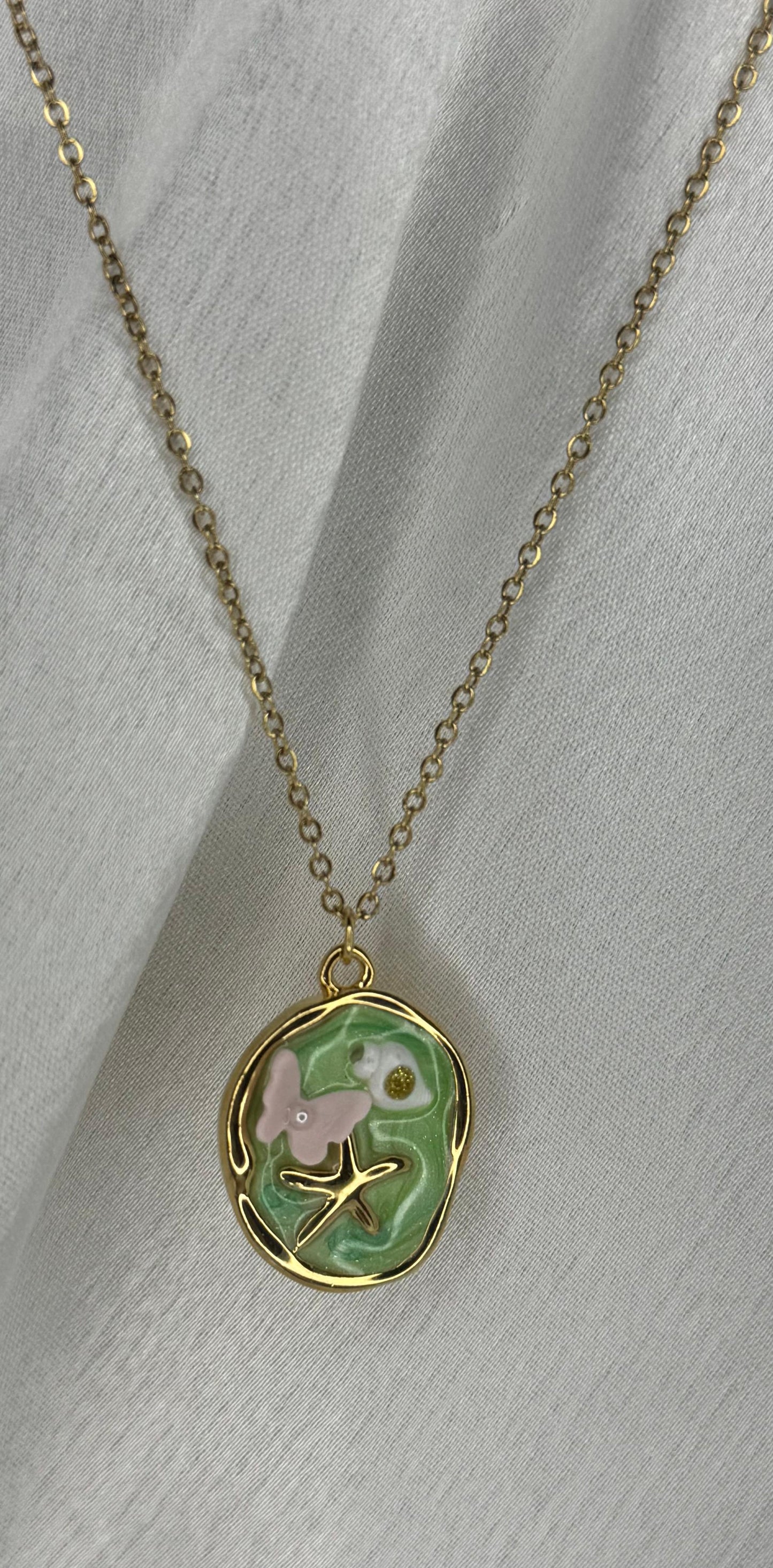 Green Star Shell Butterfly Necklace