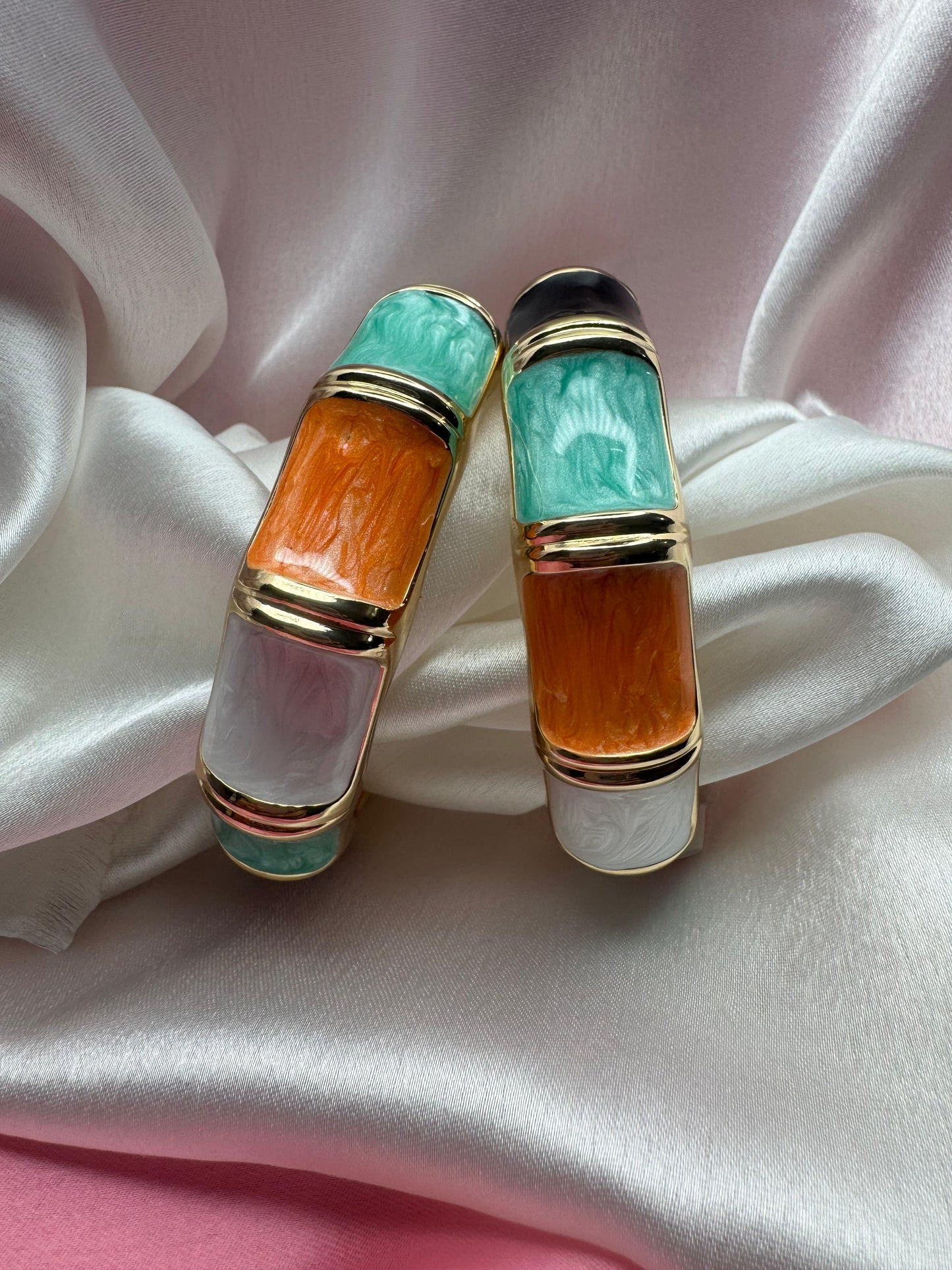 Elegant Stackable Kadas