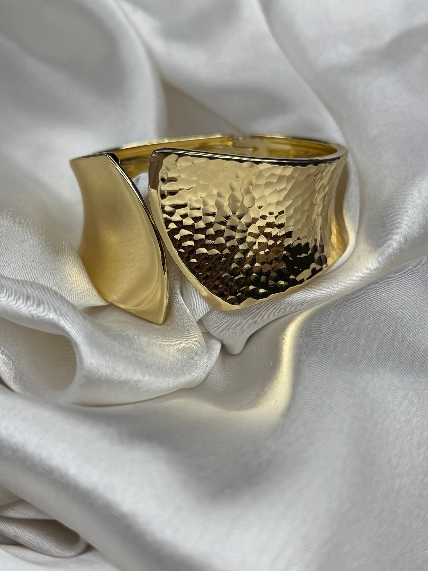 Aurelia Hammered Kada