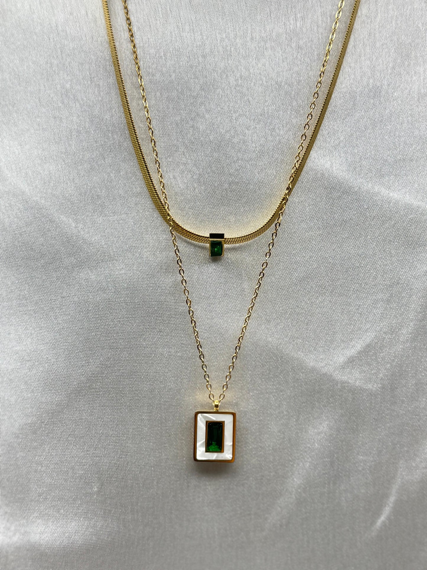 Classic Green Glow Necklace