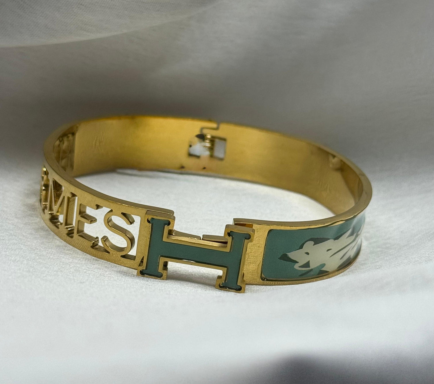 Luxe Hermes Emblem Kada