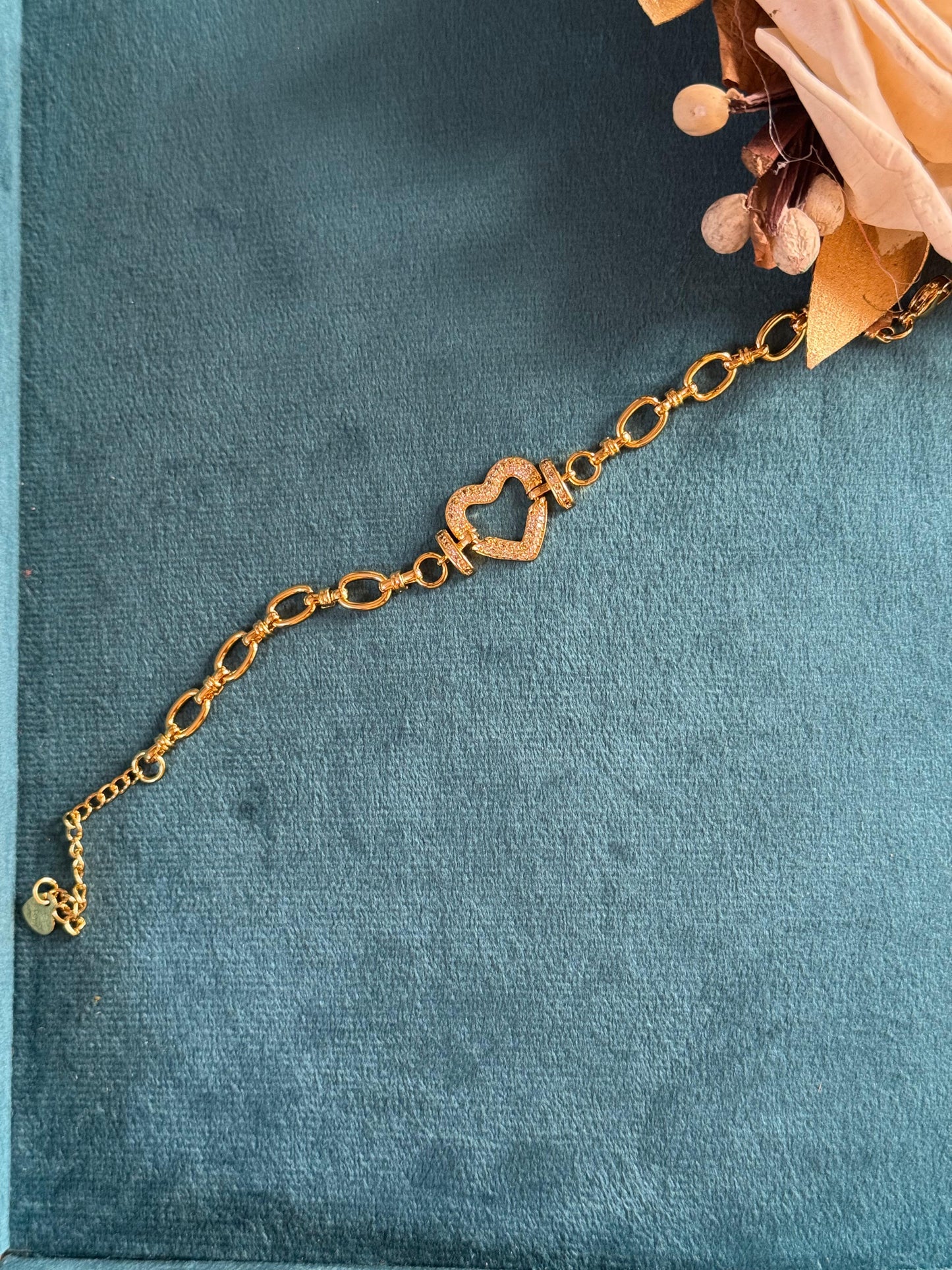 Romance Link Bracelet
