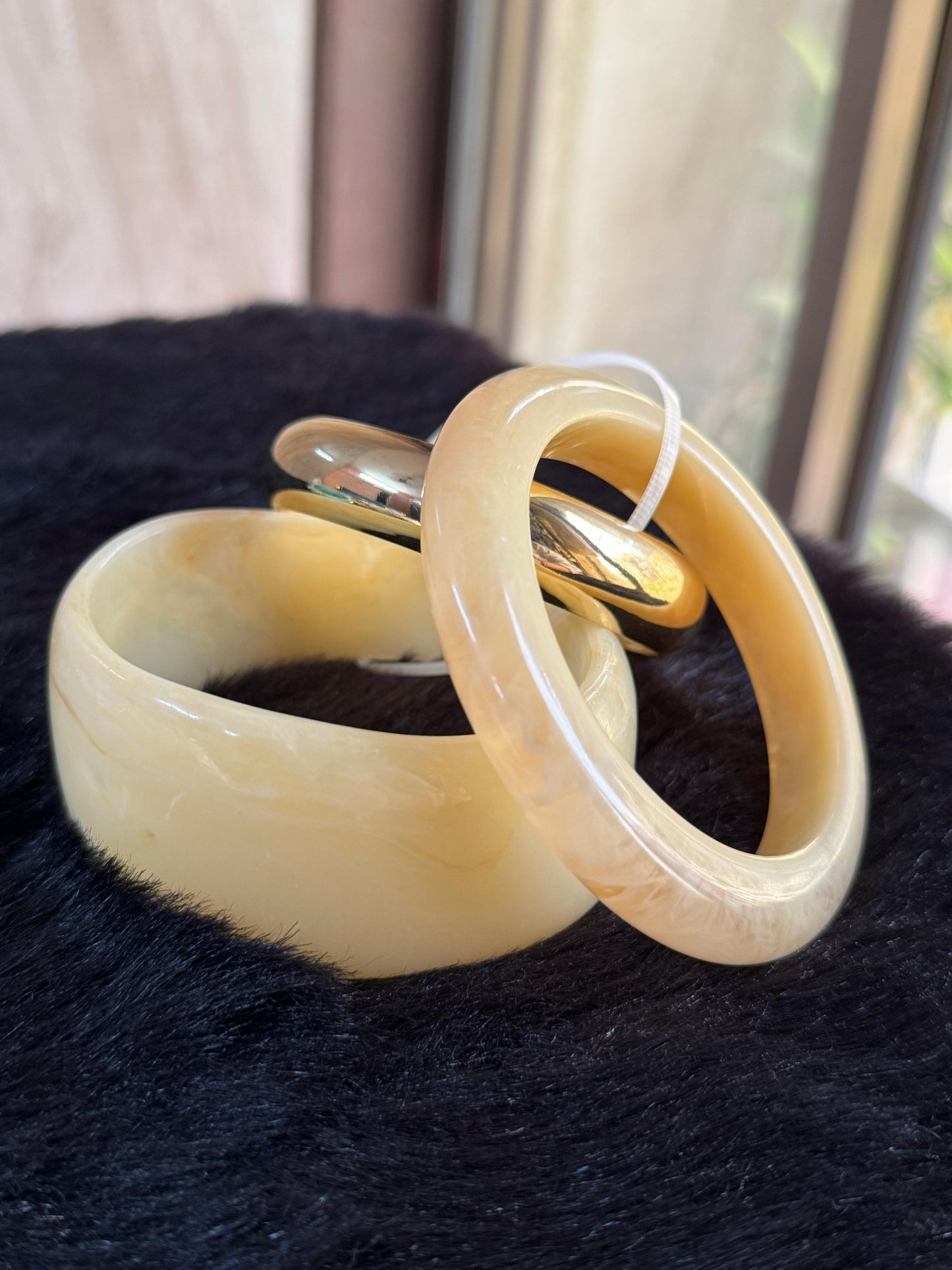 Vanilla Pearl Stack Bangles