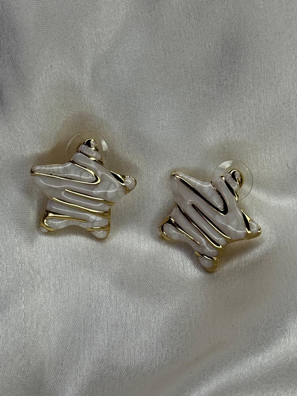 Stellar Pearl Studs