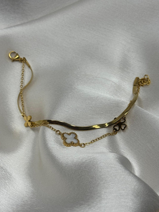 Ivory Clover Elegance Bracelet