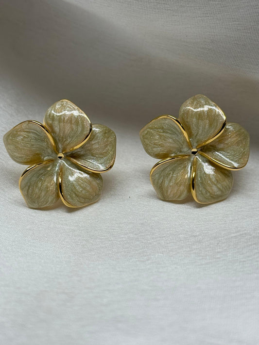 Opaline Garden Studs