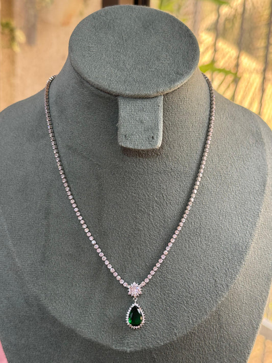 Imperial Green Mist Necklace