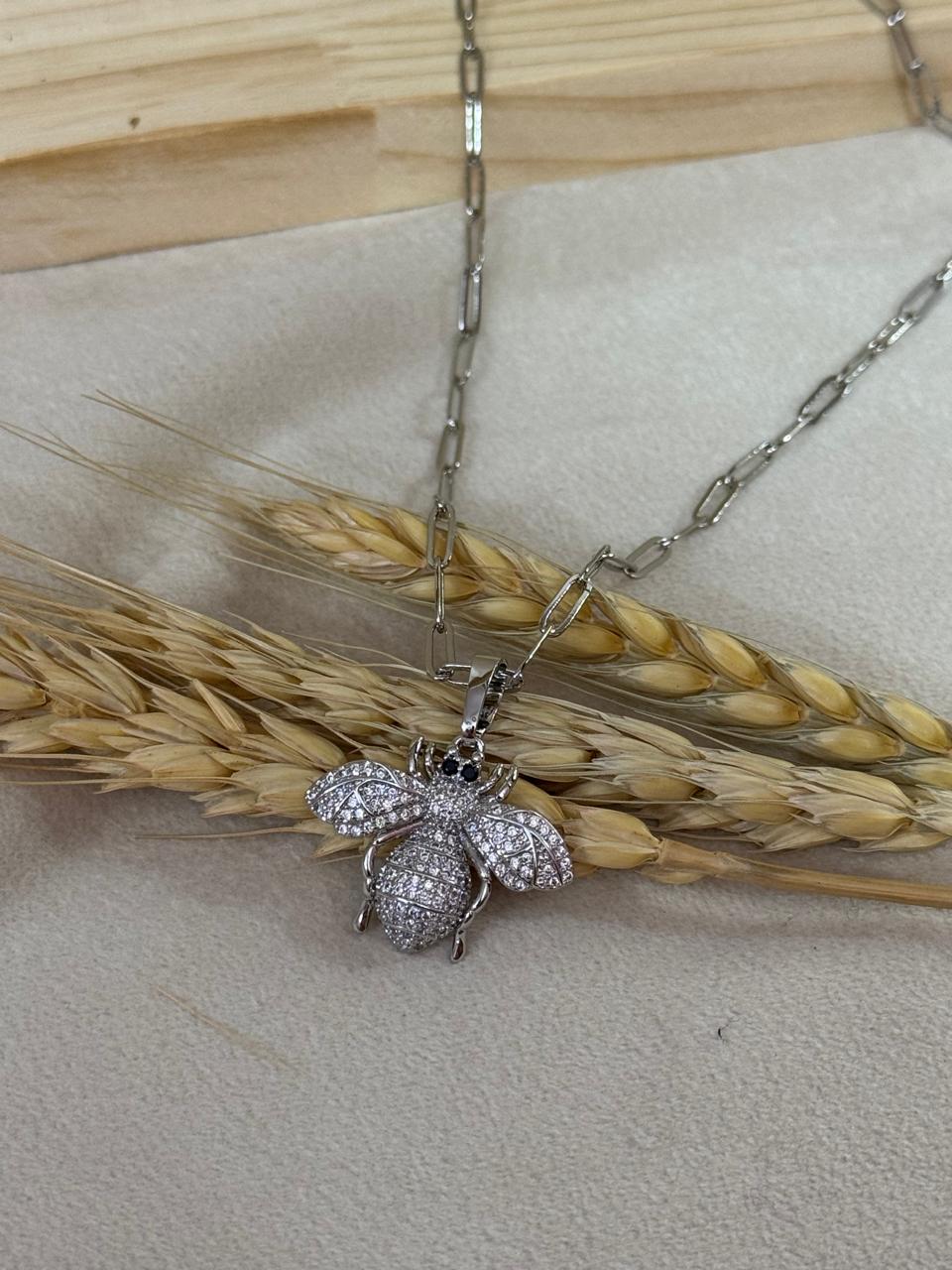 Queen Bee Sparkle Necklace