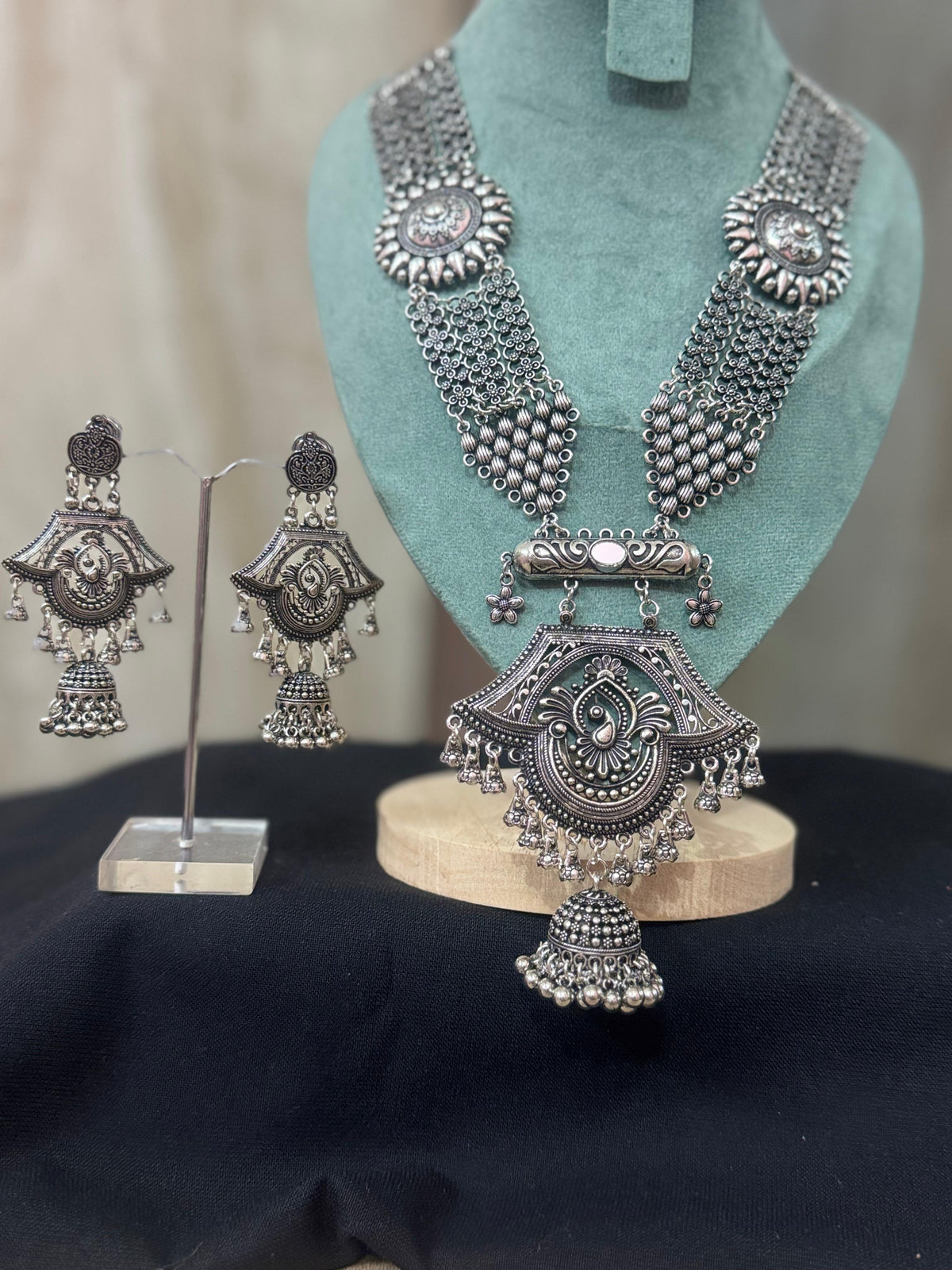 Shahi Aura Necklace